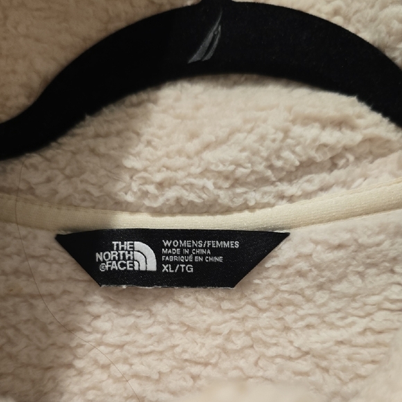 The North Face Cream Fleece Vest - Picture 2 of 6